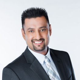 Sukhi Kang, Surrey, Real Estate Agent